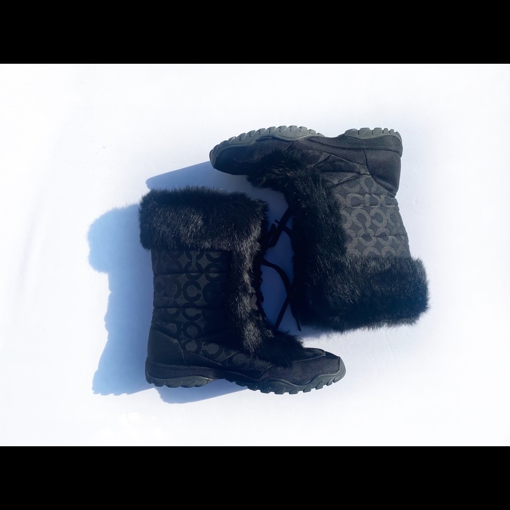 ♥️SOLD♥️COACH womens fur boots size 9.5B